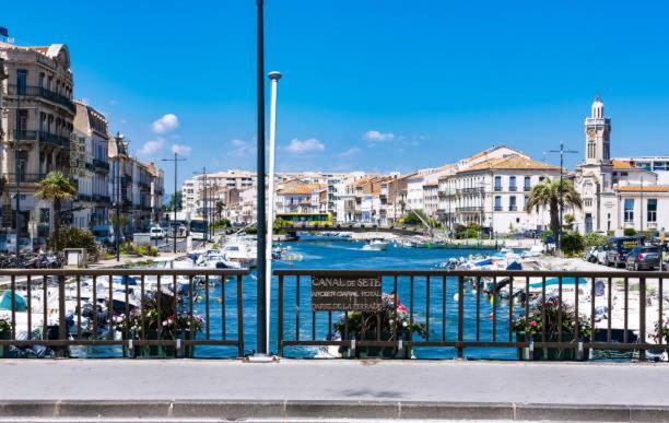 Sur Les Quais, Sete Centre-Ville Exteriör bild